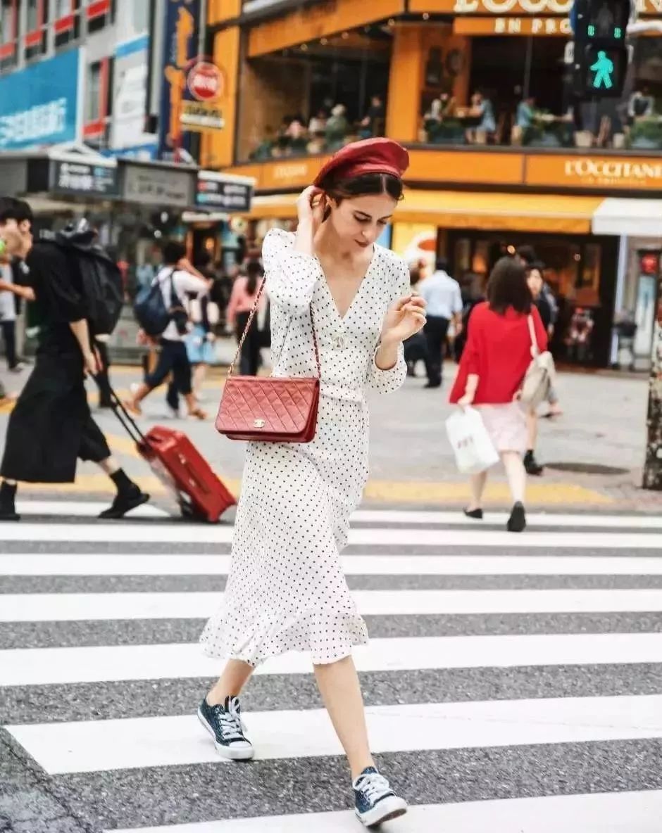 波点慵懒风衬衣,韩系慵懒风气质衬衫