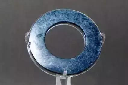 玉得五色沁胜得十万金是什么意思,玉有五色胜过万金