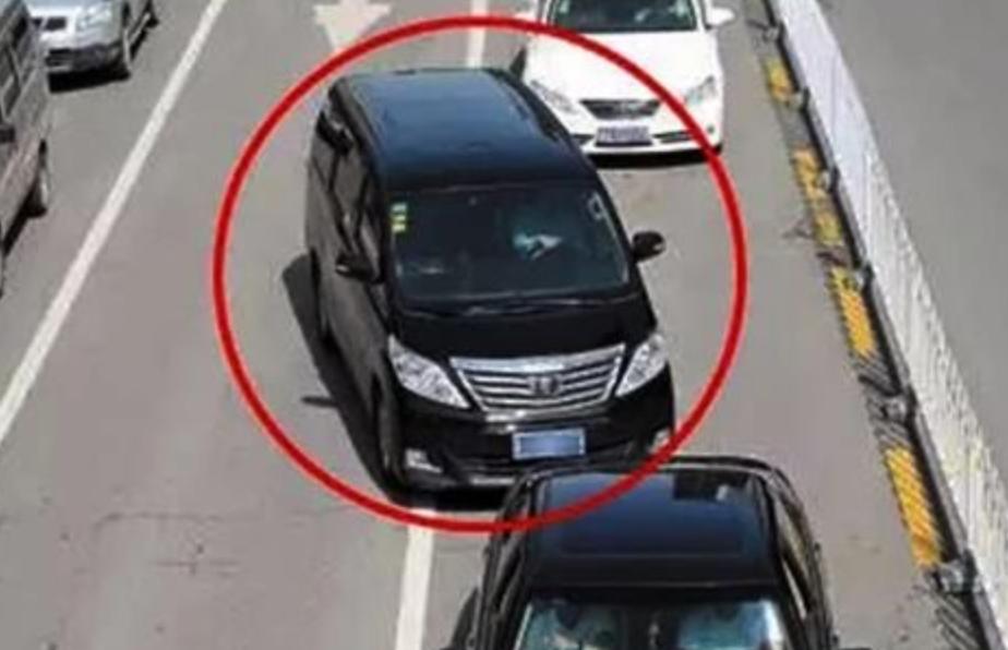 道路监控摄像头有哪些,新型道路监控摄像头