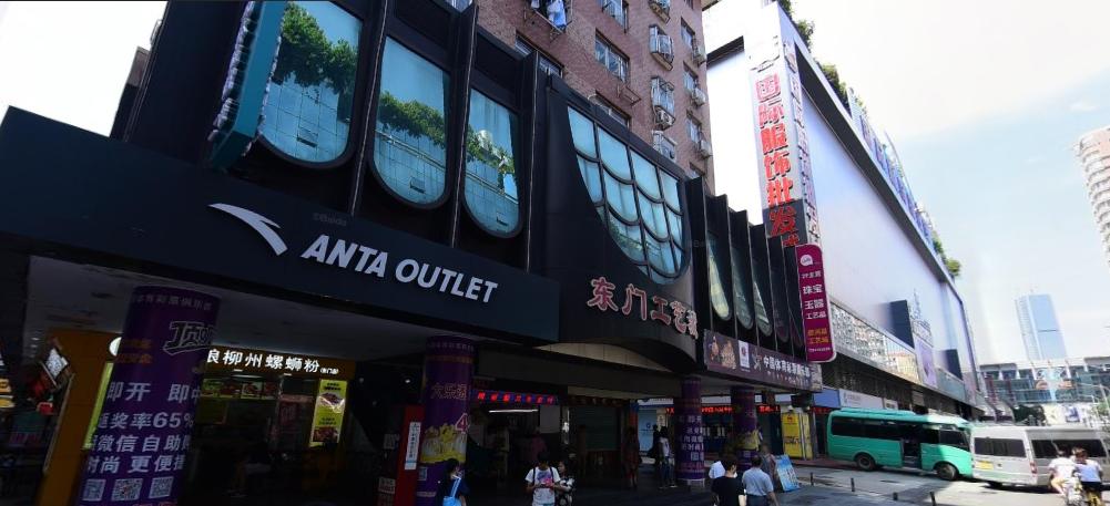 大牌潮服服装批发进货渠道大揭秘,中国高档服装批发基地