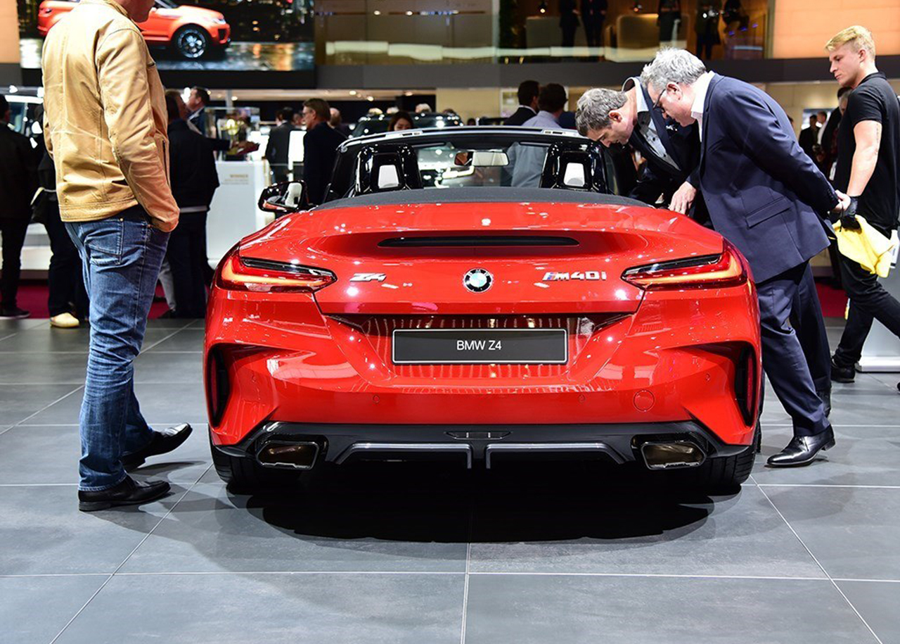 保时捷718和宝马z4哪个好,最便宜宝马两座跑车