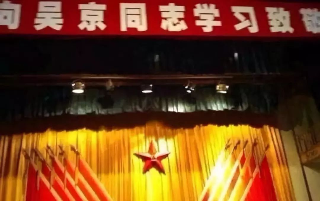 百亿影帝吴京电影角色大盘点,吴京两部电影百亿影帝