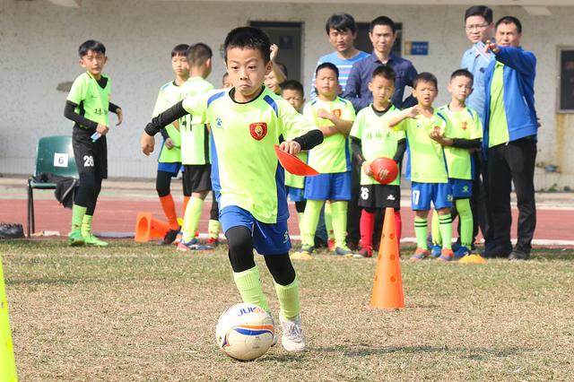 国家队和俱乐部表现,国家队与俱乐部表现差距