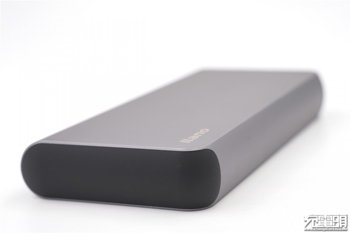 巨能移动电源拆解,绿巨能移动电源评测