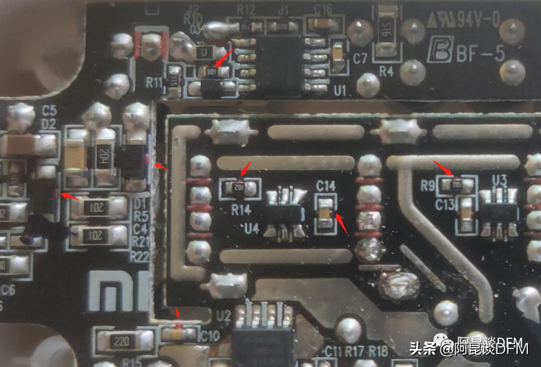 拆解小米插板,小米插座拆解评测