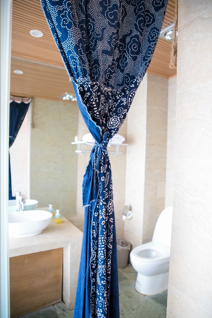 消失的地平线上的“香巴拉”和“女儿国”（二）