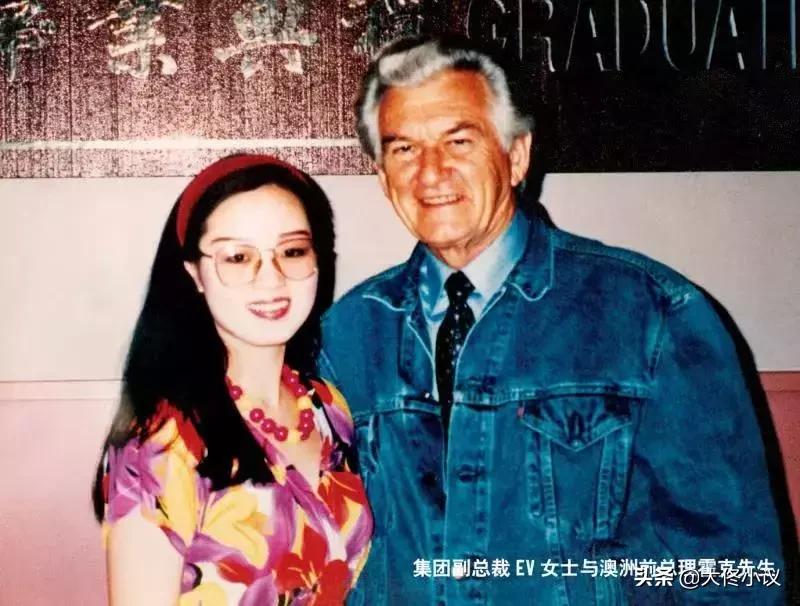 专访“江湖侠女”冯伊微：荣获澳总理接见，还收获了一段美业奇缘