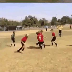 足球经典动图gif,功夫足球gif动图