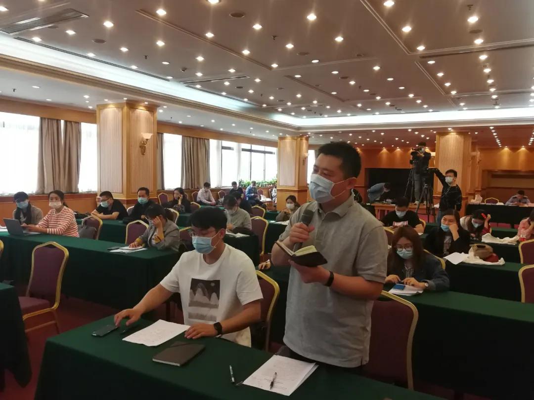 省公安厅新闻发布会直播,公安部召开新闻发布会扫黑除恶