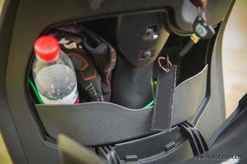 比亚乔cityfly150优缺点,宗申比亚乔city150试驾