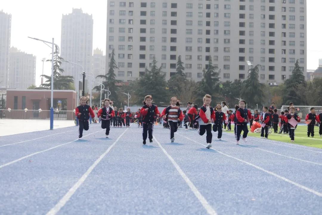 运动润童心快乐助成长,运动润童心健康筑梦想