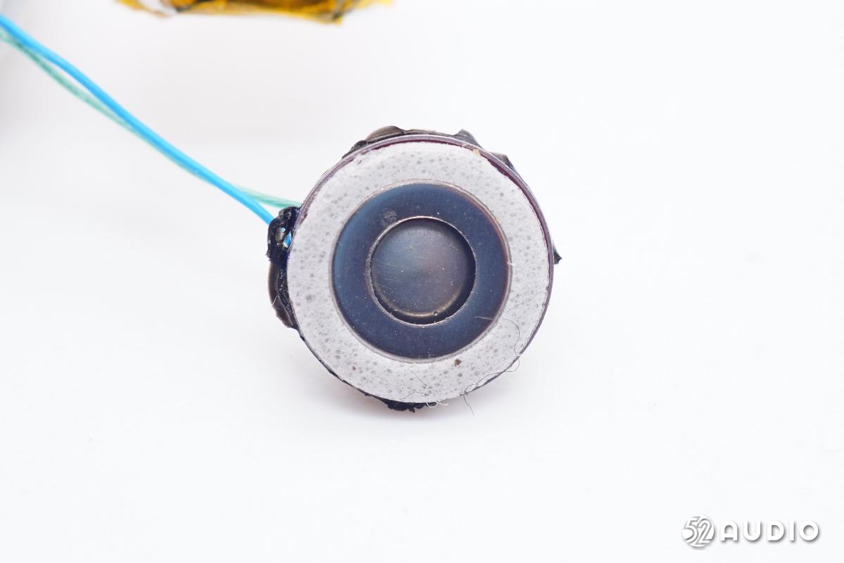 降噪真无线耳机jbl,轻量化监听耳机