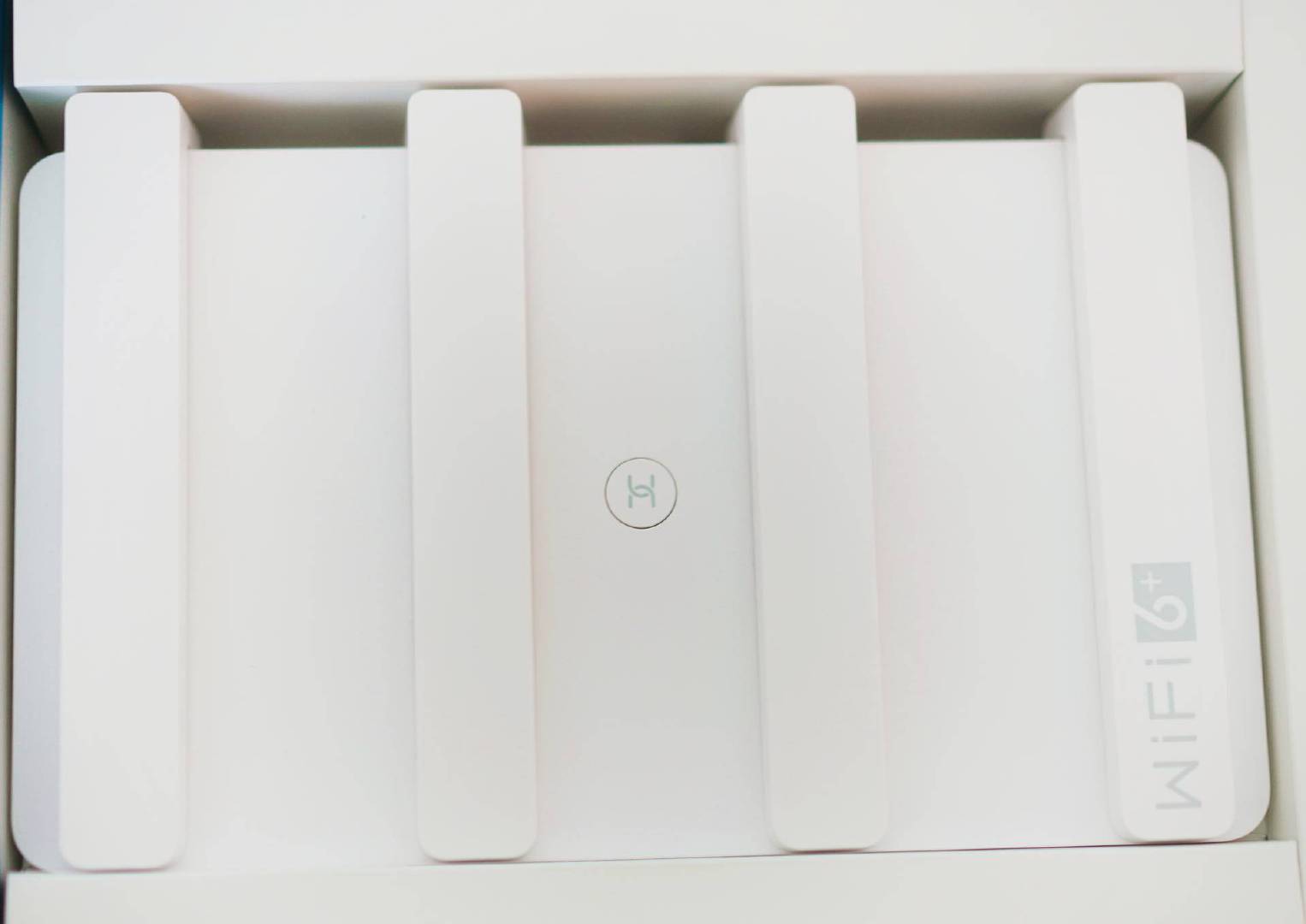 荣耀路由3z6和ax3000,华为路由器ax3000和荣耀ax3000