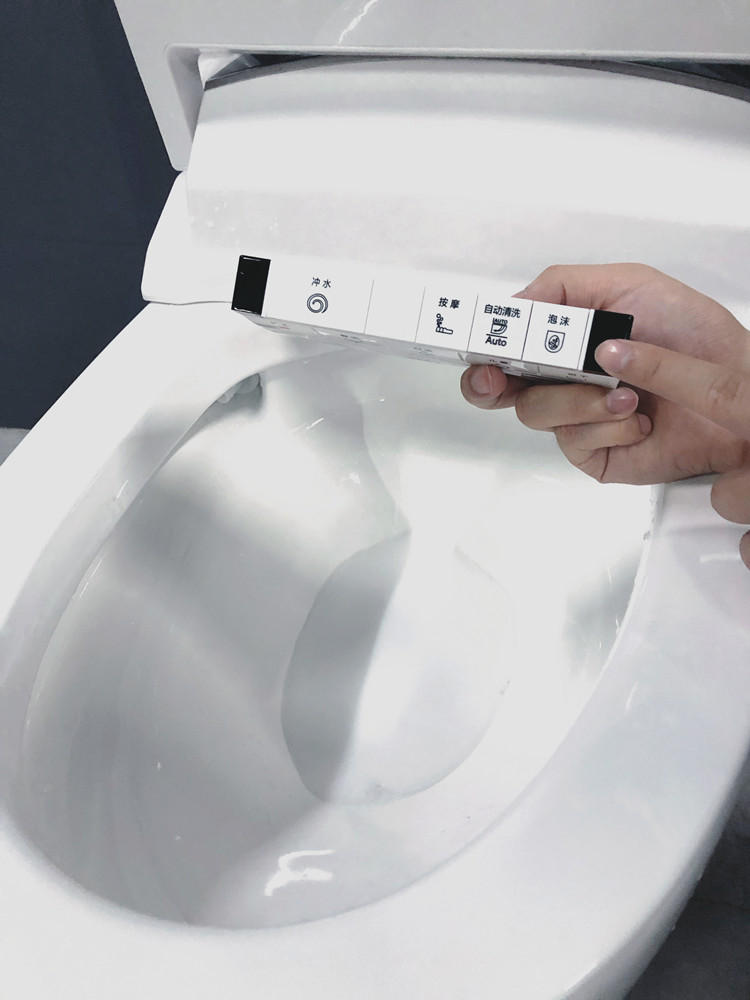 卫生间干湿分离装修效果图浴缸,主卧5平米卫生间带浴缸