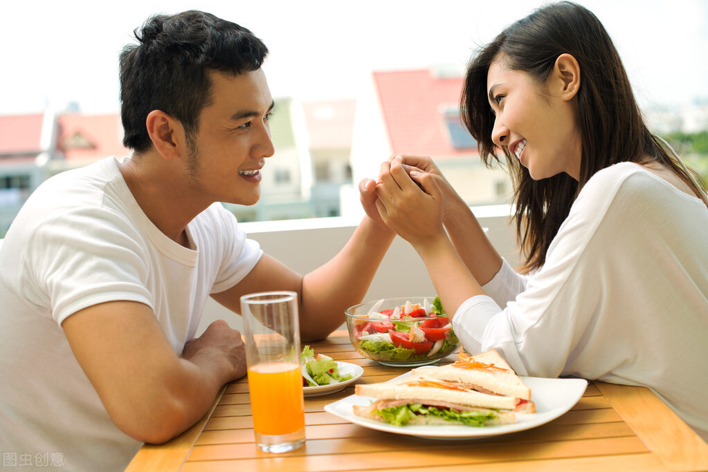 婚外情暧昧的前兆,老公和别的女人暧昧是什么原因