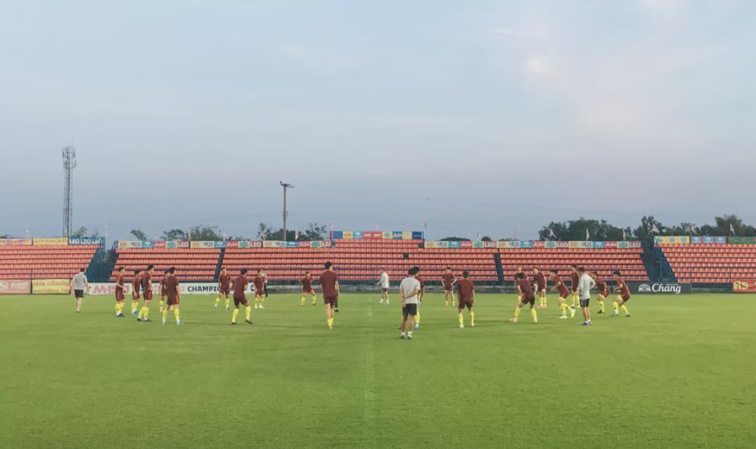 黄紫昌足球集锦,黄紫昌亚洲杯