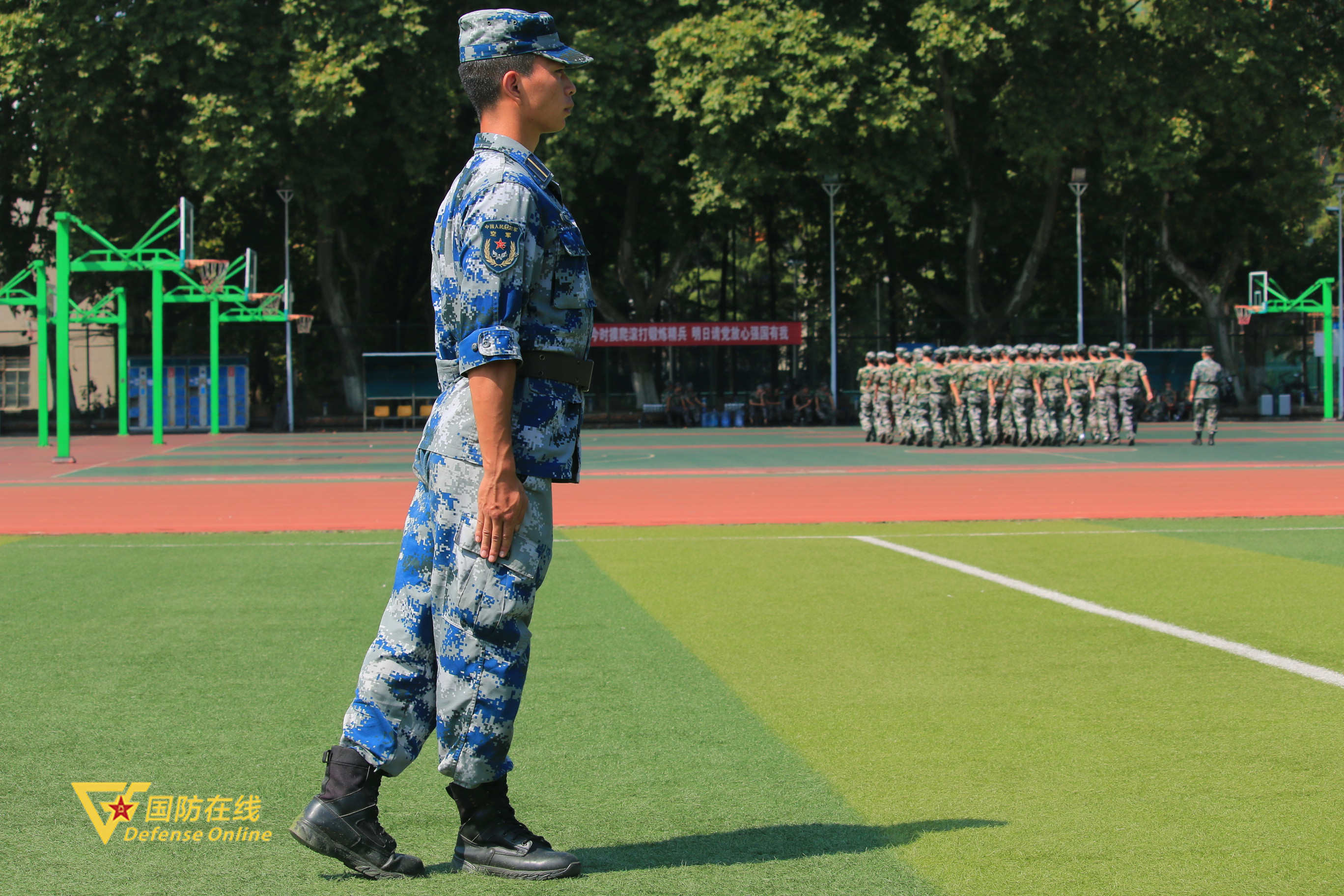 教官指南,新生军训教官实录