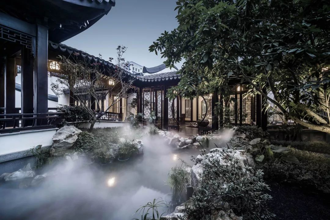 一玺国色，墨染东方！建发央玺为时代致献一座传世藏品