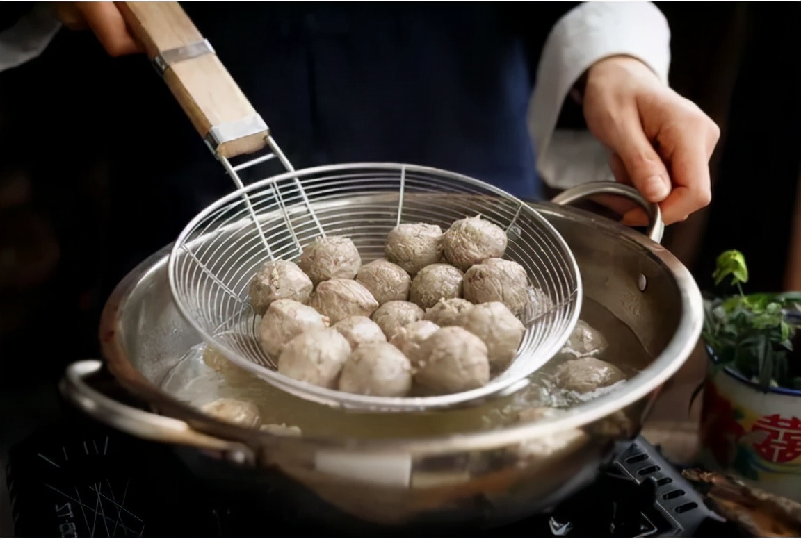 56范文（初中）|美食与感悟交融，于人间烟火之中品生活真味