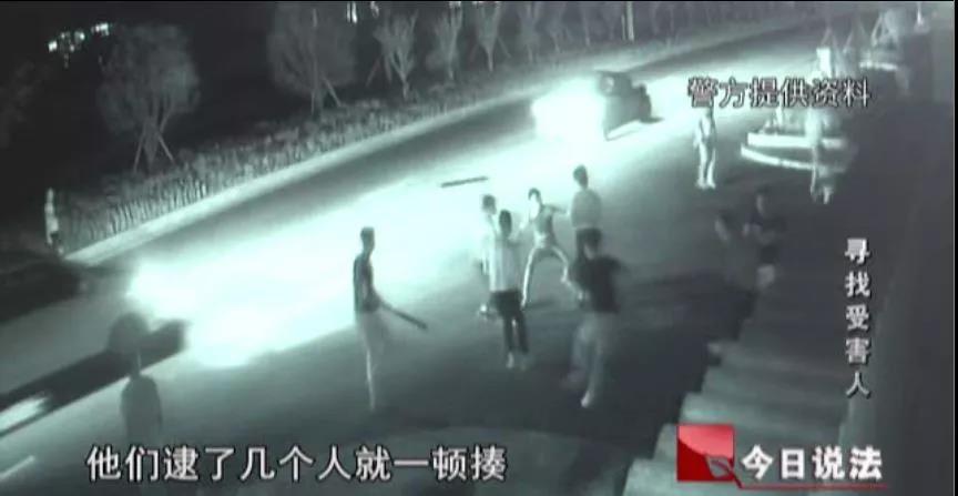 今日说法|未成年少女被男友骗入“黑色行当”，百万粉丝网红系重要嫌疑人