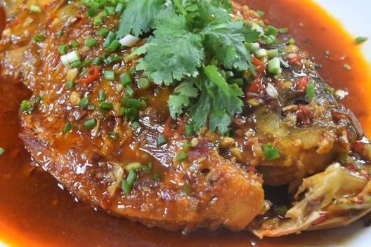 红烧鲳鱼的最佳吃法和做法,红烧鲳鱼的正确方法