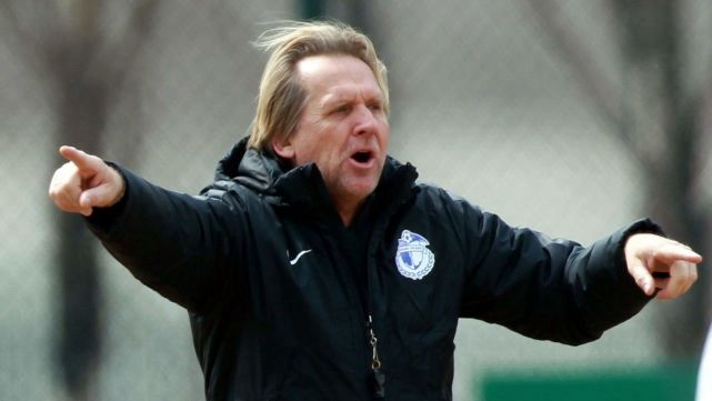 舒斯特尔执教风格,舒斯特尔德甲