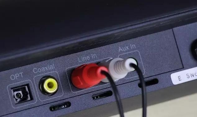 客厅电视有必要配音响吗,买电视要配音响吗