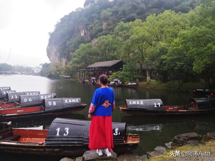 勿谓湖小,天在其中:绍兴东湖