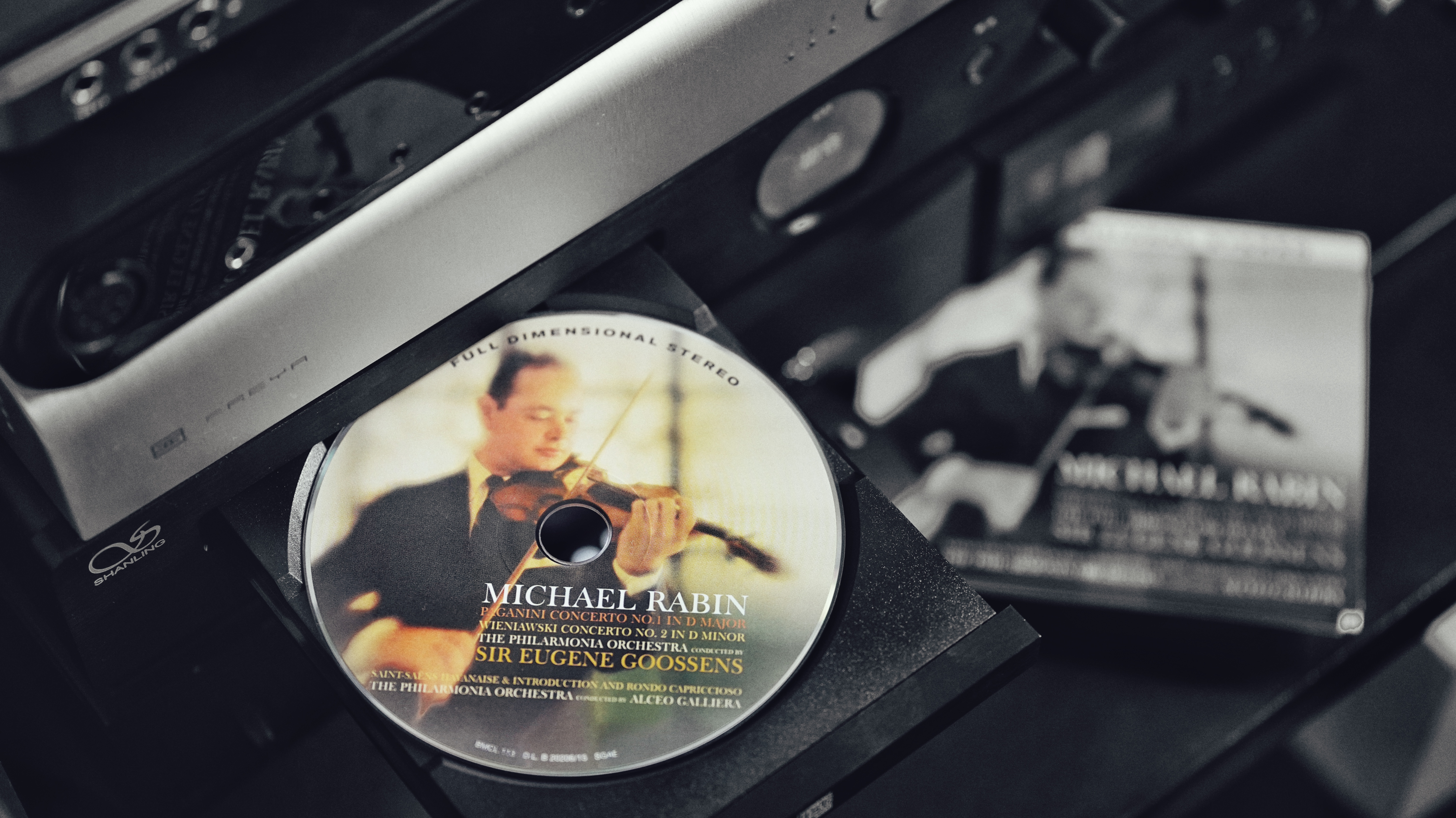 唱片不止为师还能为友！年轻音乐发烧友的第一部台式CD音乐*放播**器