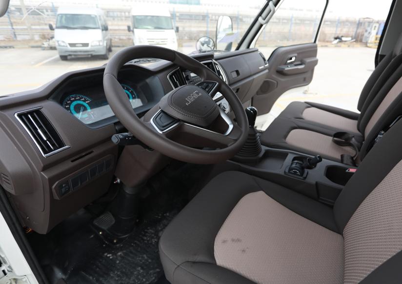 江铃顺达窄体厢式货车可以拉多重,市政为什么要采购垃圾车