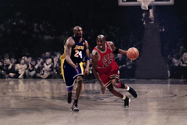 乔丹左手运球练习,乔丹胯下变向运球