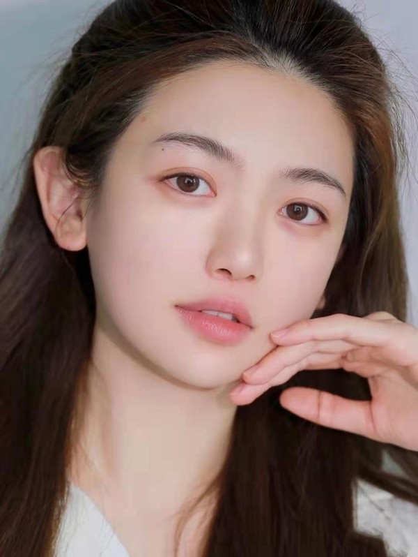 雅诗兰黛眼霜对眼纹有效果吗,雅诗兰黛眼霜抗皱去细纹深度保湿