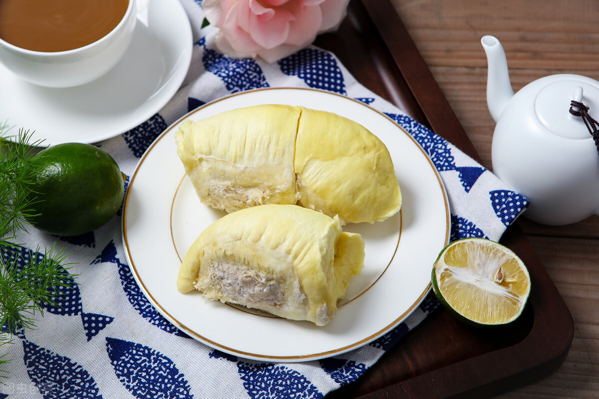 榴莲肉是硬的怎么变软没有微波炉,榴莲肉很软怎么干一点