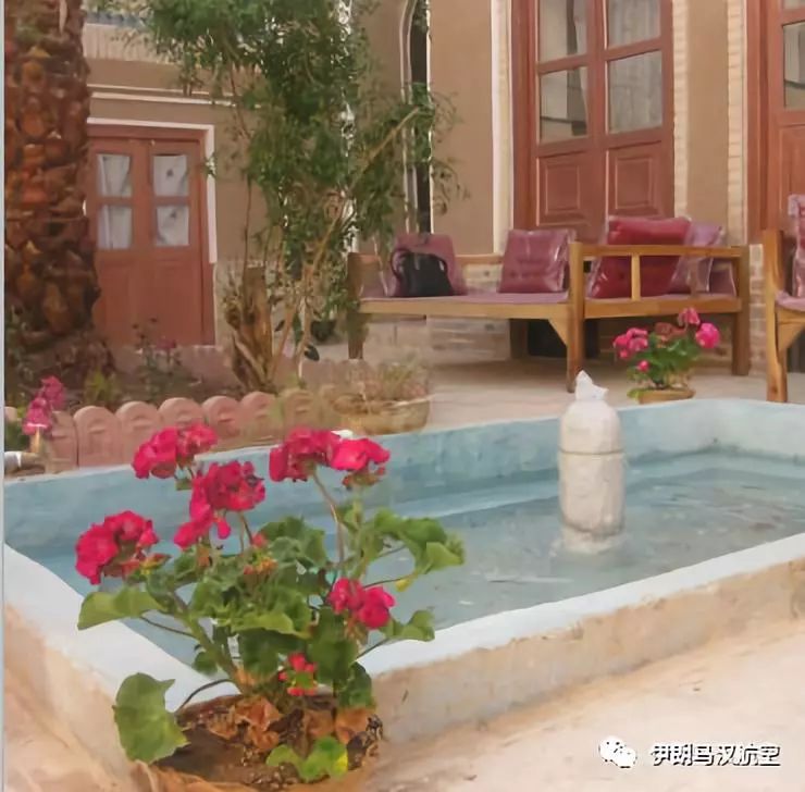 不是在做梦，伊朗人的庭院就是天堂！