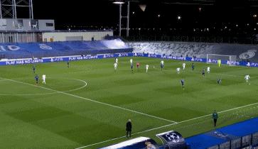 欧冠快乐不间断！维尼修斯第68分钟下场，斯特林第69分钟登场