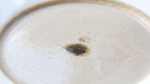 一挤就爆奶的超薄0.1pizza，被外国朋友吹上天