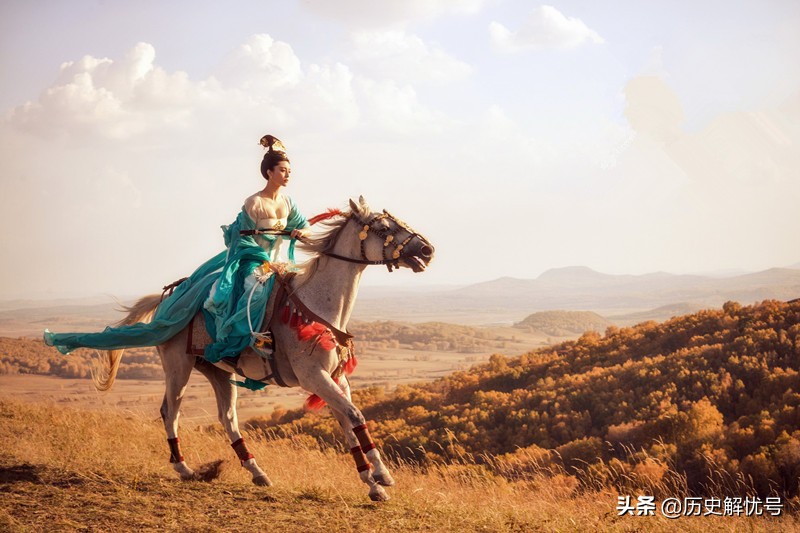 李白清平调杨贵妃,清平调李白为杨贵妃作诗