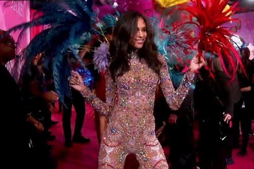 维密超模十大经典失误,维密超模十大经典瞬间