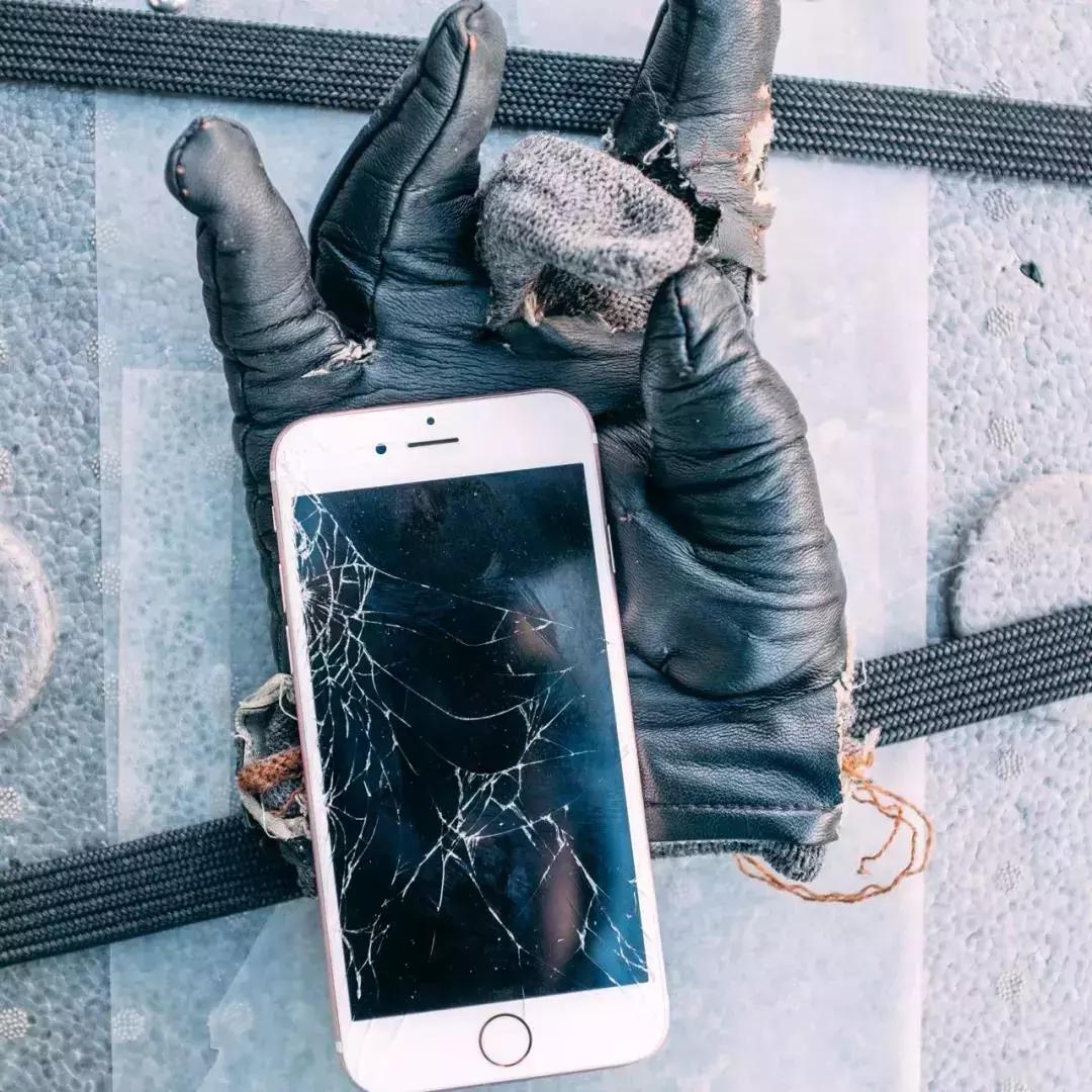 一个大学老师决定去送外卖,一个北大毕业生送外卖