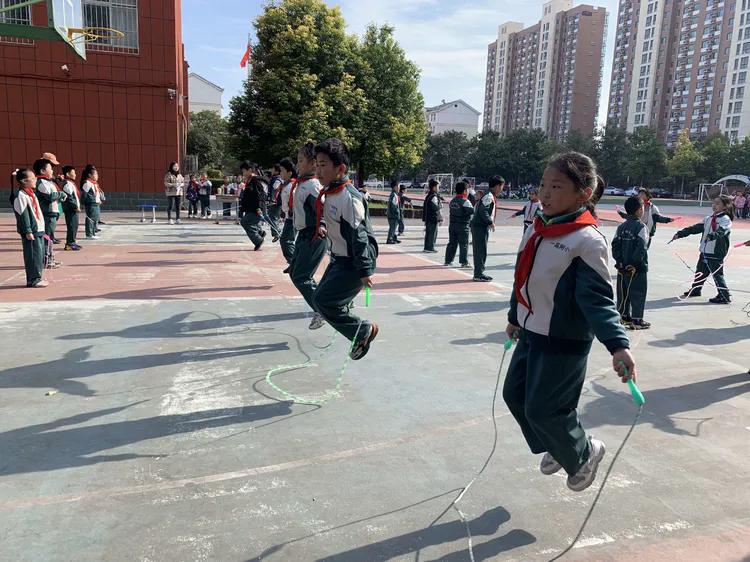 洛一高一附小春季运动会,洛一高体育运动会英才班