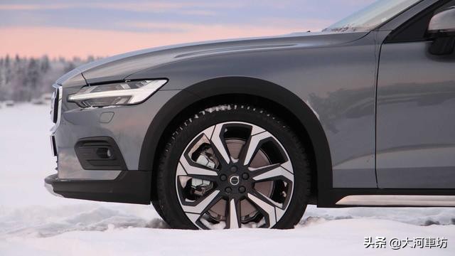 买一辆沃尔沃v60,买一台沃尔沃v60