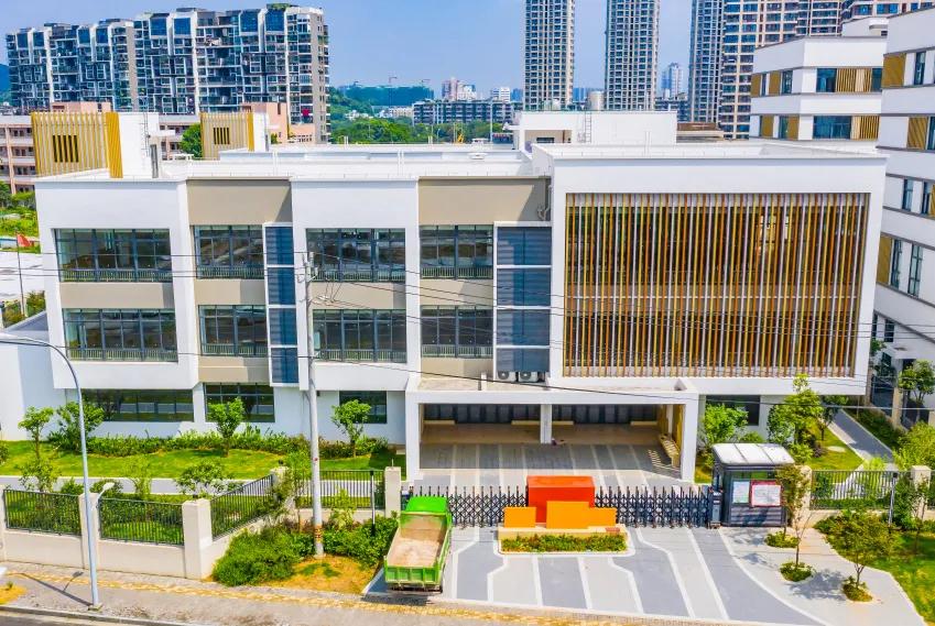 绿城实验学校,开学了学校