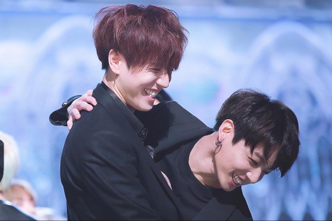 got7和bts合照,bts唱歌got7