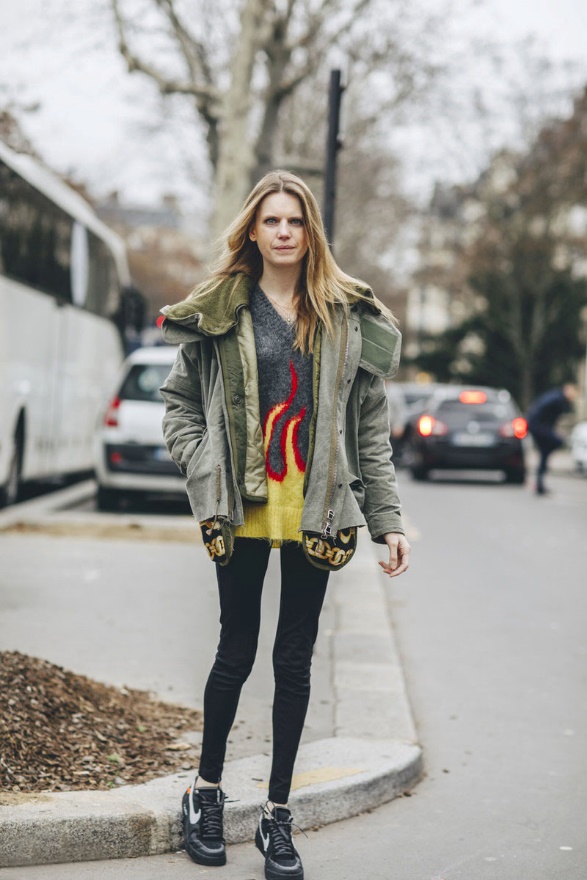 初秋降温太快,关晓彤服装秋冬穿搭