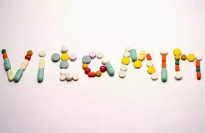维生素abce分别有什么用,维生素ABC是药吗