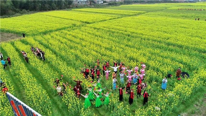 专业的事给专业的人做，岳阳石牛寨给游客更好的旅游体验！