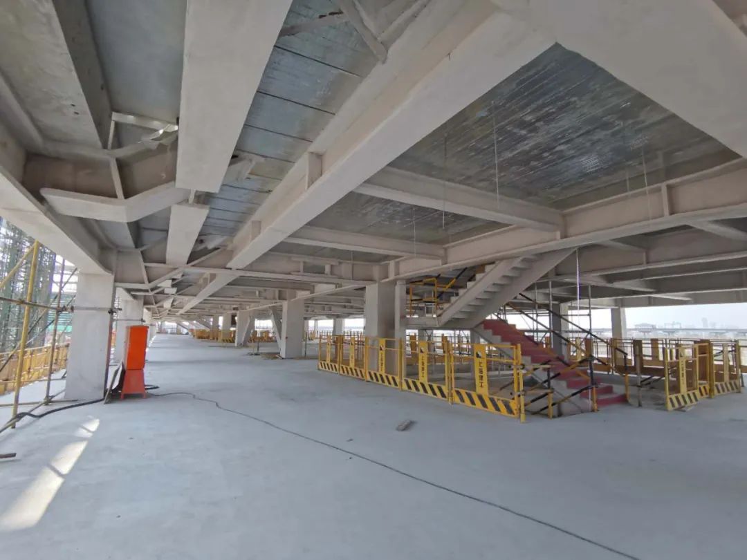 上海浦东足球场照片,上海浦东专业足球场效果图