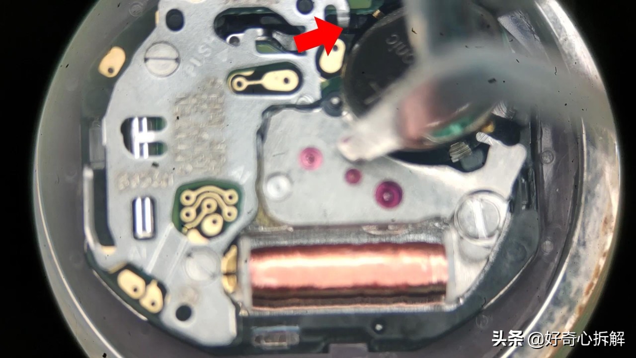 西铁城光动能手表如何自己换电池,西铁城石英表光动能bm746118a