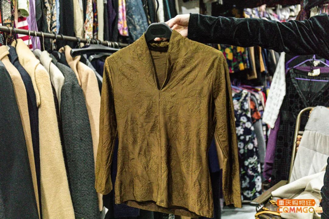 解放碑二手衣服市场,解放碑红鼎国际