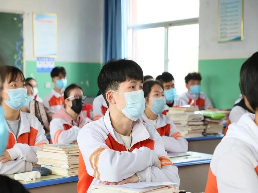 同气连枝，共盼春来！焦作四中高三学子今日重返校园